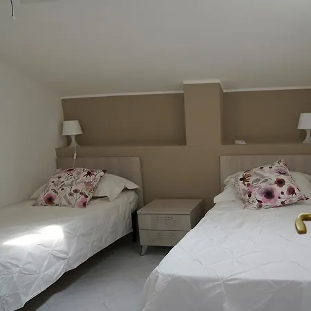 La Casa Di Eli * CTA